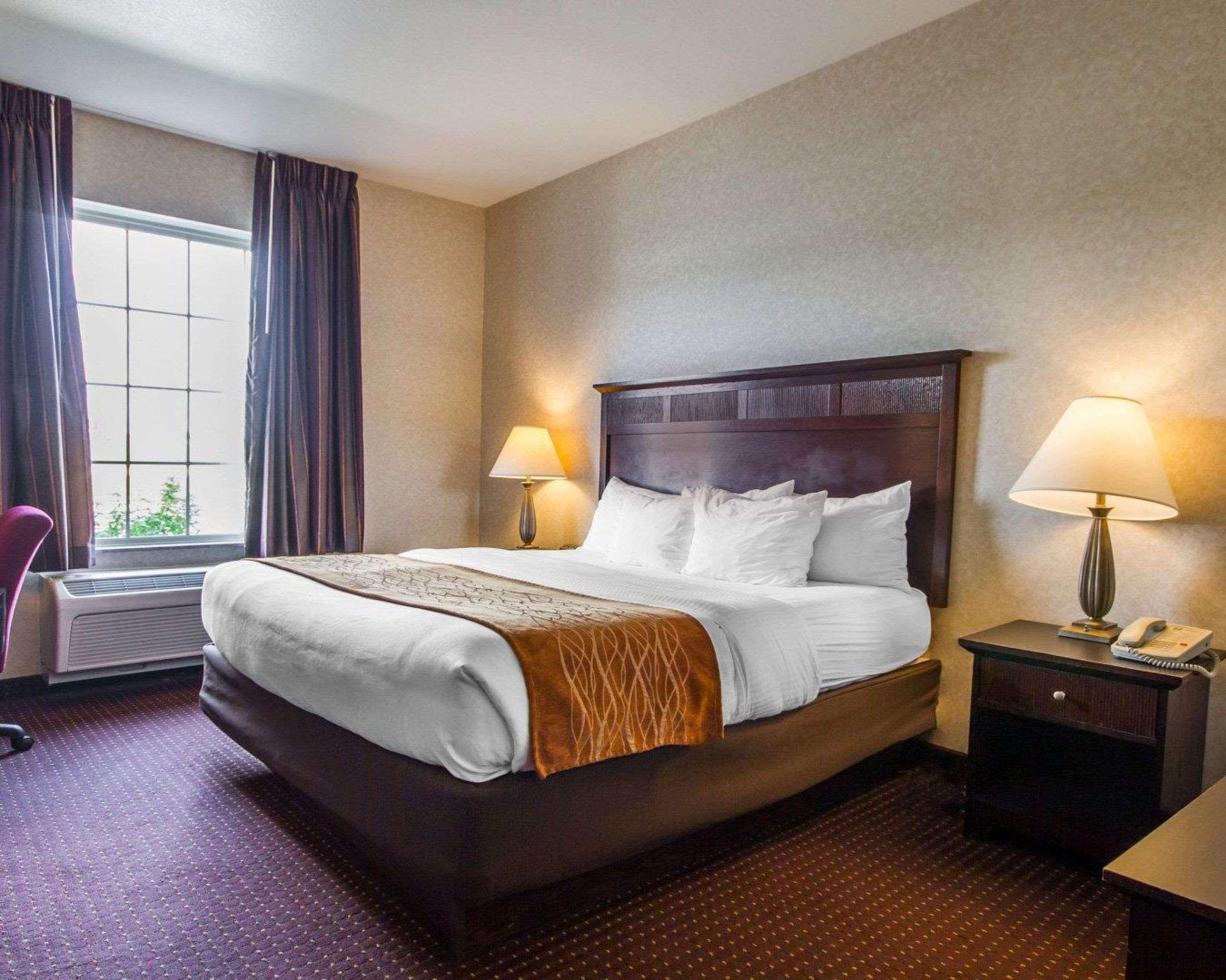 Comfort Inn & Suites Madison North Deforest Екстер'єр фото
