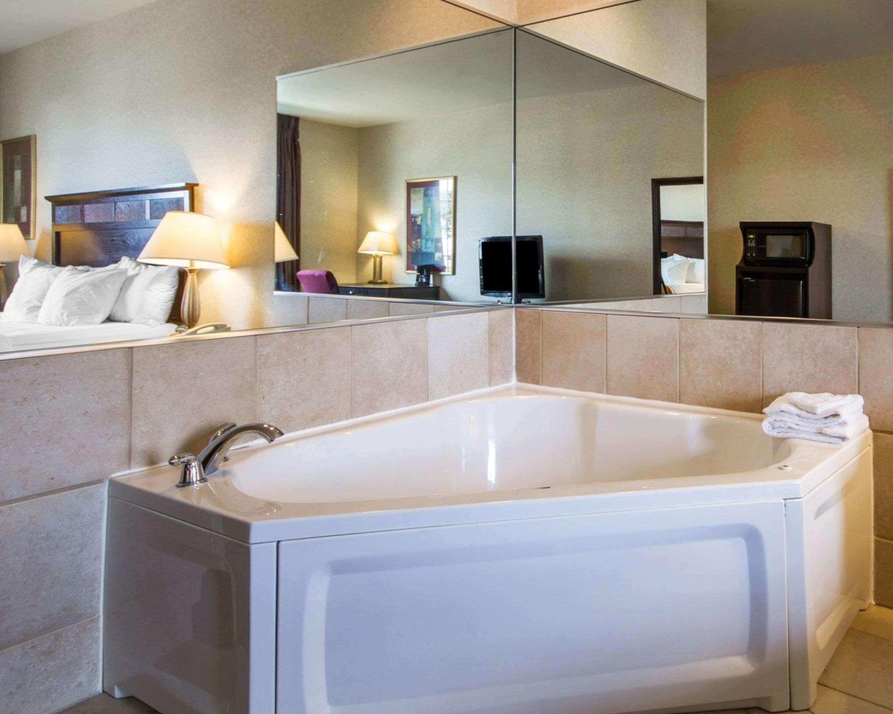 Comfort Inn & Suites Madison North Deforest Екстер'єр фото