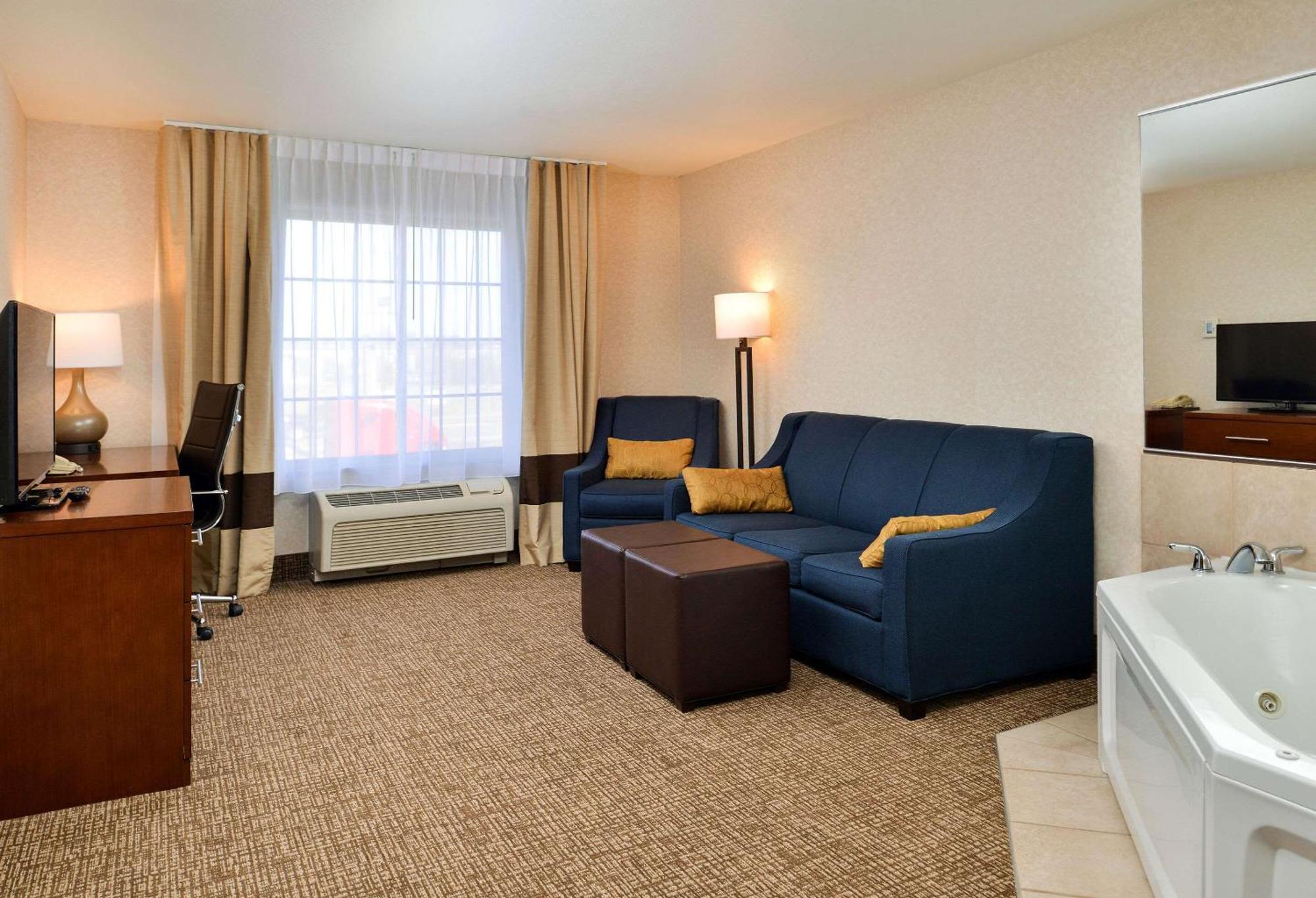 Comfort Inn & Suites Madison North Deforest Екстер'єр фото