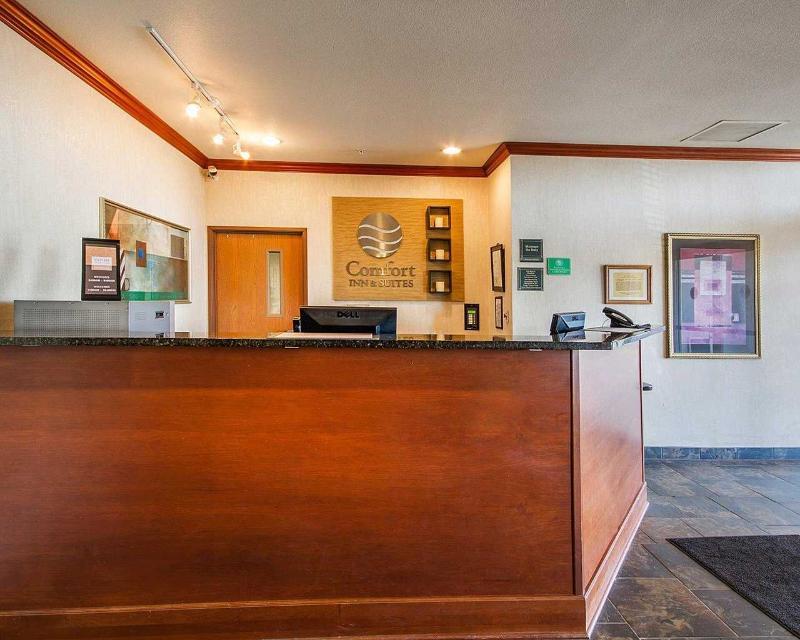Comfort Inn & Suites Madison North Deforest Екстер'єр фото